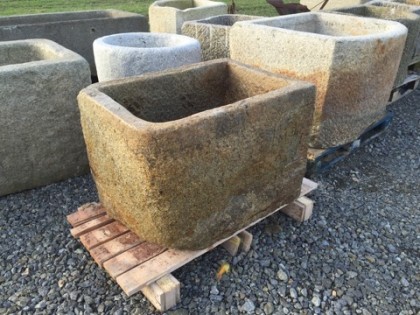 Alter Granitgrander, Granittrog, Steingrander